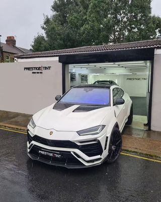 Λαμποργκίνι Urus Σώμα από ανθρακικό ίνες Kit URUS 1016 στυλ ανθρακικό ίνες εμπρός διάχυσης χείλη σπόιλερ κάλυψη τροχός τόξο