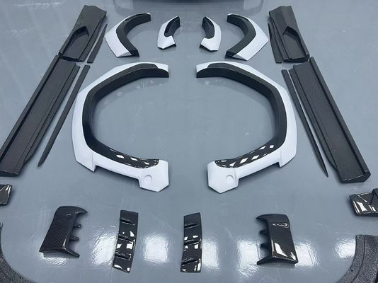 Λαμποργκίνι Urus Σώμα από ανθρακικό ίνες Kit URUS 1016 στυλ ανθρακικό ίνες εμπρός διάχυσης χείλη σπόιλερ κάλυψη τροχός τόξο