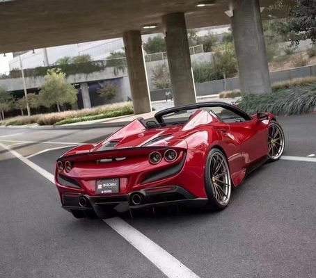 Συσκευή σώματος από ανθρακονήματα για τη Ferrari F8