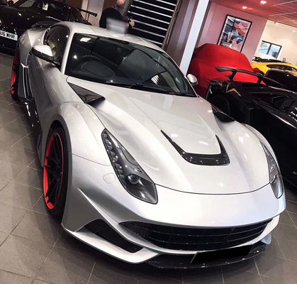 Υψηλής ποιότητας ανθρακικές ίνες για τη Ferrari F12 Καρβονικές ίνες Καλυπτική διακόσμηση F12 Ανθρακικές ίνες Διαμέρισμα κινητήρα Tuyere Μικρό κομμάτι