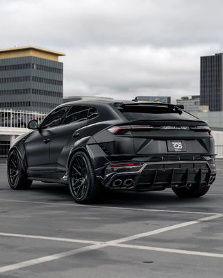Μαύρη Lamborghini Σώμα URUS Αναβαθμισμένο 1016 Hood Spoiler Wide Body Kit