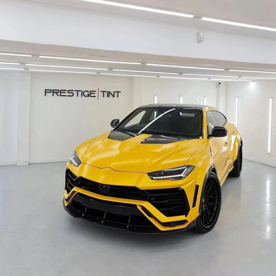 1016 Style Lamborghini Body Kit Urus Ανθρακονήματα Προσωπικό διάχυτο χείλη Spoiler Hood Λευκό