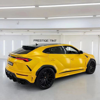 1016 Style Lamborghini Body Kit Urus Ανθρακονήματα Προσωπικό διάχυτο χείλη Spoiler Hood Λευκό