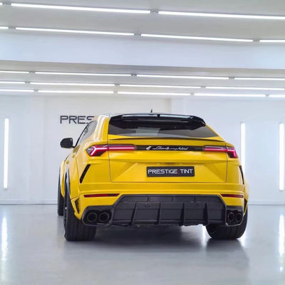1016 Style Lamborghini Body Kit Urus Ανθρακονήματα Προσωπικό διάχυτο χείλη Spoiler Hood Λευκό