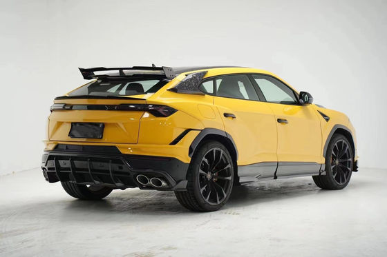 URUS Lamborghini Body Kit 2018-2019 Carbon Fiber Front Lip Diffuser Urus Wide Body Kit Το κουτί του σώματος είναι κατασκευασμένο από ανθρακούχο ίνες.