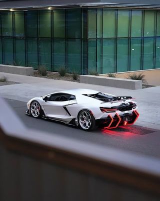 Lamborghini Revuelto Προσαρμοσμένα κιτ σώματος Καρβονικές ίνες DUKE Style Προσαρμοσμένος εμπρόσθιος διαχέτης