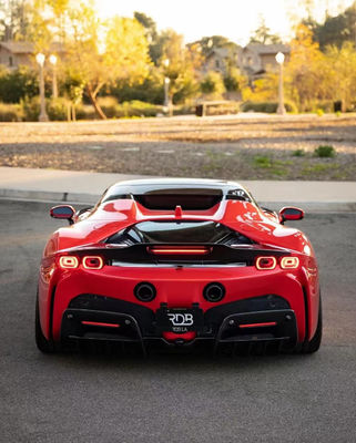 Για τη Ferrari SF90 Carbon Fiber Body Kit SF90 Αναβάθμιση RYFT Style Jump Down Front Lip Diffuser Spoiler Body Kit