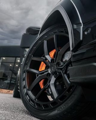 Urus Lamborghini Body Kit UB Στυλ Μπροστά χείλη Diffuser Spoiler Lamborghini Widebody Urus