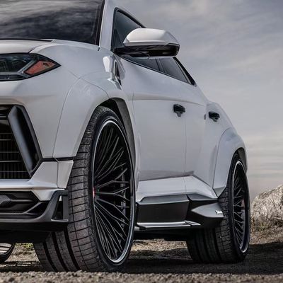 RT Κουτί υλικού άνθρακα για URUS SUV Lamborghini Μπροστά χείλη διαχέα τροχιάς άξονας πλατύσωμα