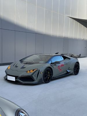 Η Huracan LP580 610 Carbon Fiber Kit EVO αντικαθιστά το μπροστινό τόξο τροχού προφυλακτήρα