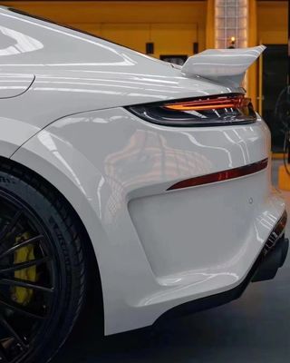 Συσκευές αυτοκινήτων για Porsche Palamela 971 Spoiler Η Palamela 971 αναβαθμίστηκε με ένα Spoiler από ανθρακονήματα τύπου Techart