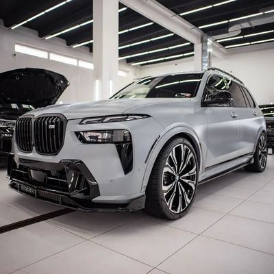 Για την BMW X7 Carbon Fiber Body Kit X7 Carbon Fiber Front Lip Diffuser Spoiler Hood Side Skirt Wide Body Kit