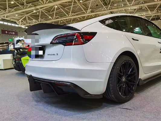 Πωλεί MODEL 3 Body Kit αναβάθμιση για το Tesla Model 3 με ρομποτικό στυλ εμπρός και πίσω προφυλακτήρες spoilers
