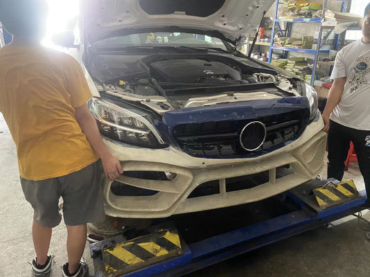 Συσκευές αυτοκινήτων για Mercedes W205 C180 C260 C300 Κουτί σώματος W205 C180 C260 C300 Αναβαθμισμένο IMP Στυλ Κουτί σώματος εμπρός προφυλακτήρα