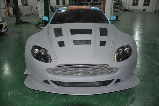 Για την Aston Martin Vantage Εγκυκλοπαίδεια από ανθρακονήματα Εγκυκλοπαίδεια με μπροστινό και πίσω προφυλακτήρα