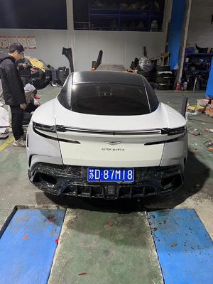 DB11 Aston Martin Widebody Kit Πράσινος προφυλακτήρας χείλος διαίρεση Db11 Kit σώμα