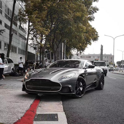 DB11 Aston Martin Body Kit Προσαρμοσμένο χρώμα καπό από ανθρακονήματα